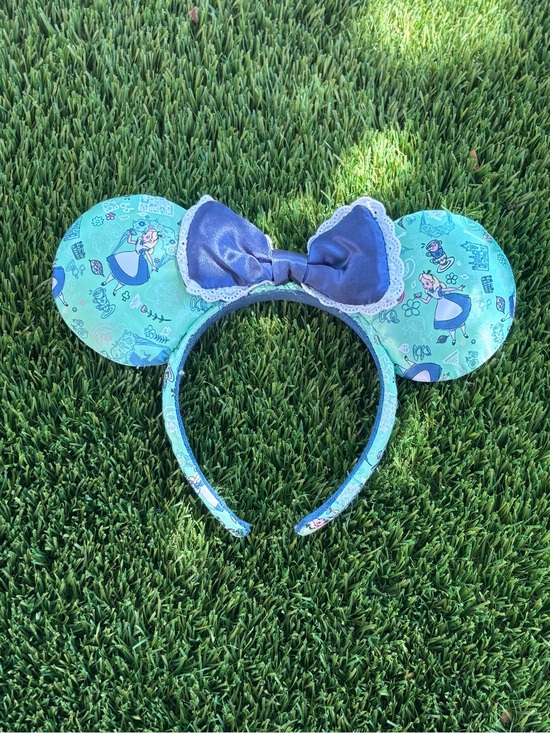 Disneyland Resort Accessories - Teal and Navy Blue Alice in Wonderland Disney Ears.